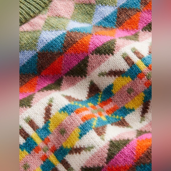 Boden Edie Fair Isle Vest in Green Heritage - Picture 8 of 14